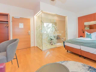 Premium Doppelzimmer Typ A – Zimmer 8